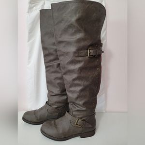 Over the knee boot